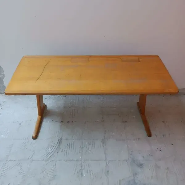 Illustration numéro 2 du produit Bureau d'ecole Casala vintage 1960 avec emplacement encrier