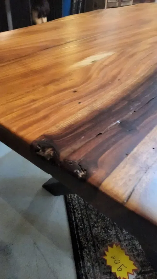 Illustration numéro 2 du produit Table industriel