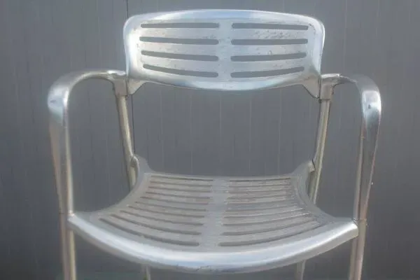 Illustration numéro 2 du produit Fauteuil Toledo aluminium Jorge Pensi pour Amat 1988