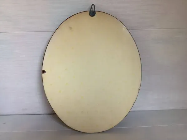 Illustration numéro 2 du produit Tableau ovale bouquet de fleurs huile sur panneau