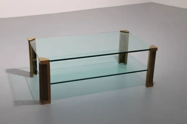 Illustration numéro 2 du produit Table de salon en laiton Peter Ghyzcy modèle T14D 1970 Design hollandais