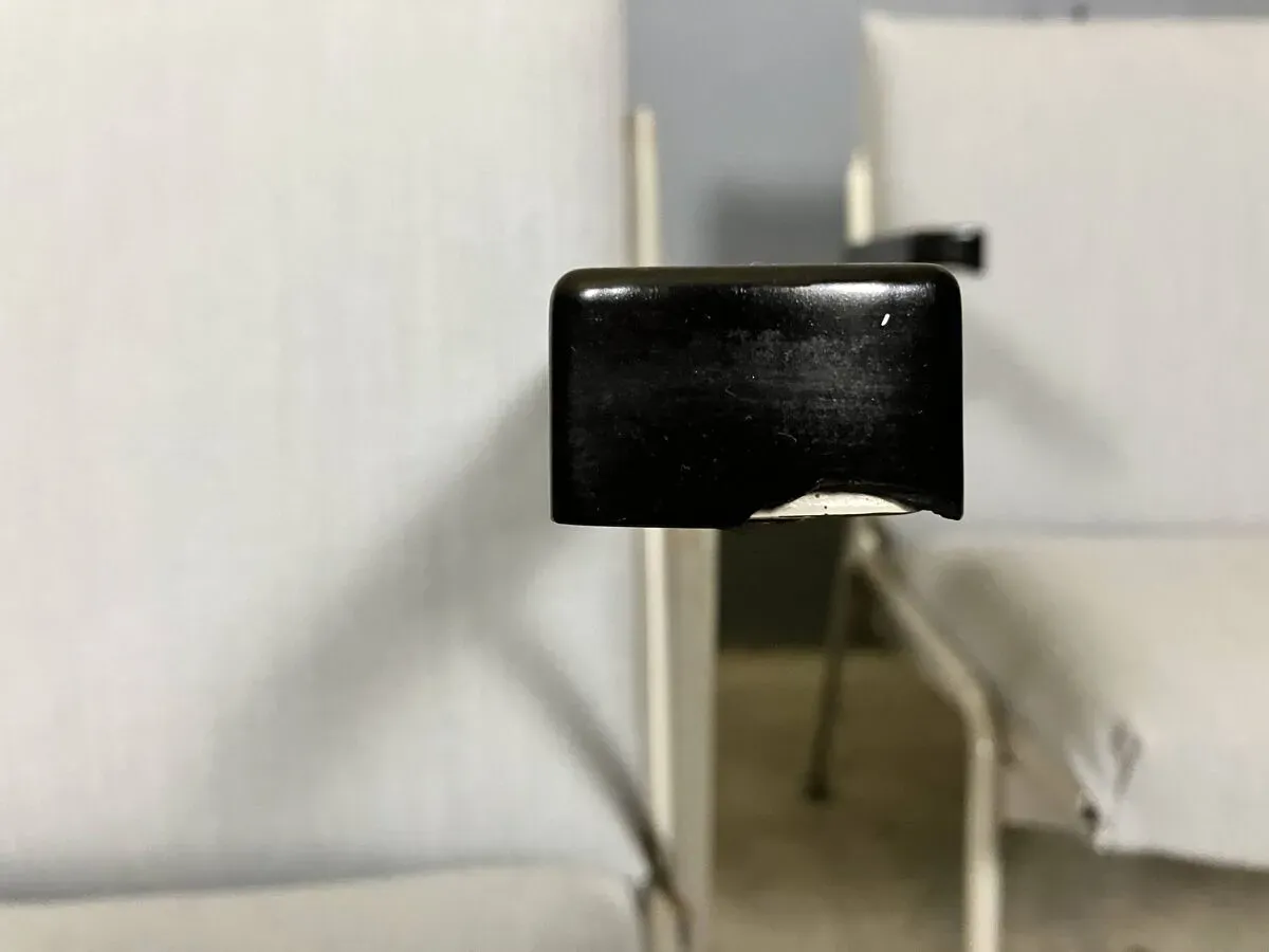 Illustration numéro 2 du produit Ahrend De Cirkel Oase 2 fauteuils Wim Rietveld