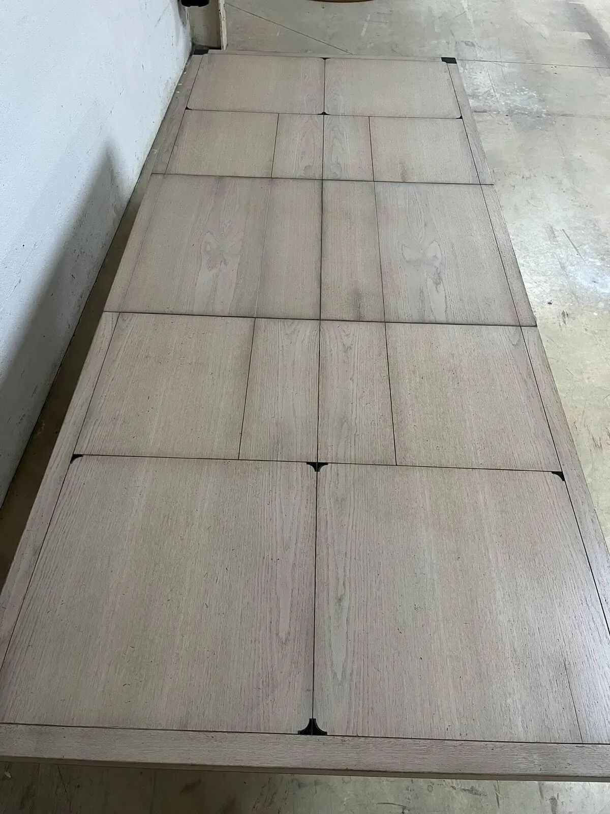 Illustration numéro 2 du produit Table Loft