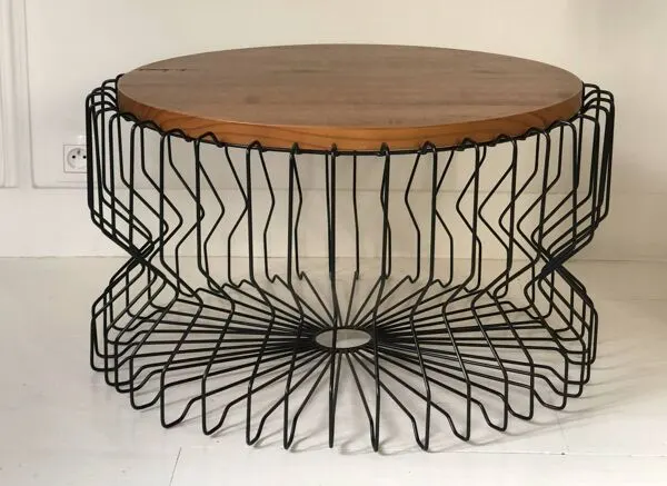 Illustration numéro 2 du produit Table basse, 70s