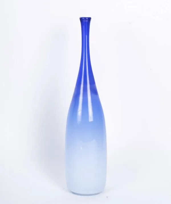 Illustration numéro 2 du produit Important vase par Floris MEYDAN et Royal Leerdam