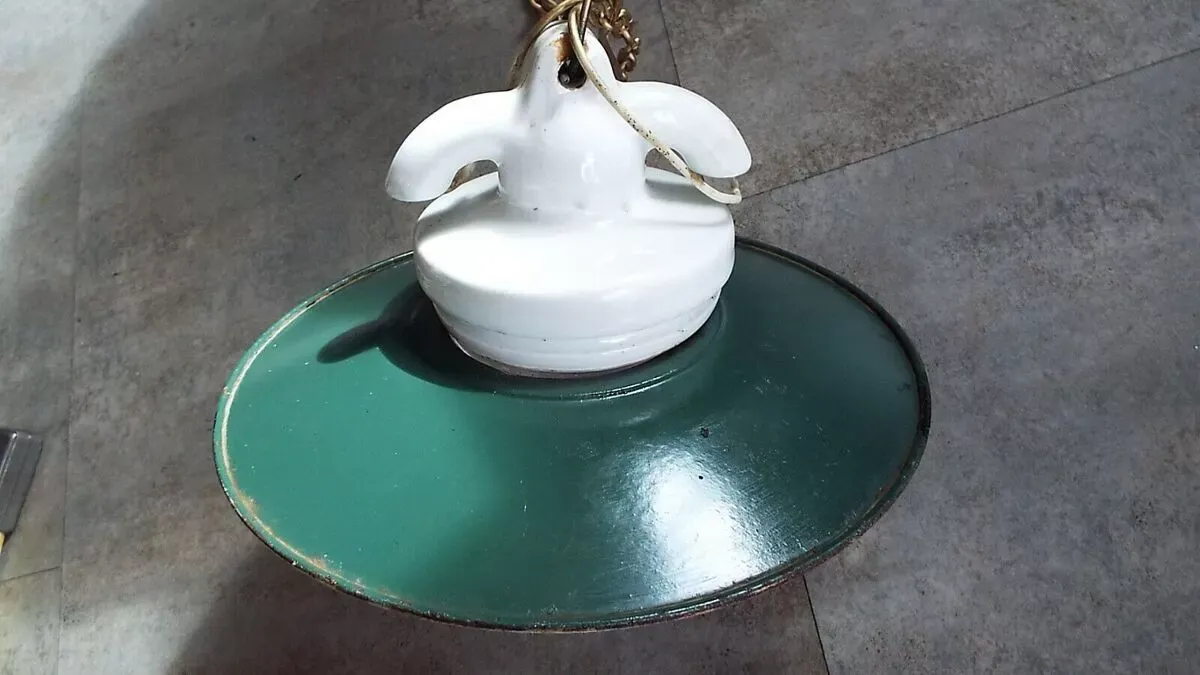 Illustration numéro 2 du produit Suspension vintage industrielle