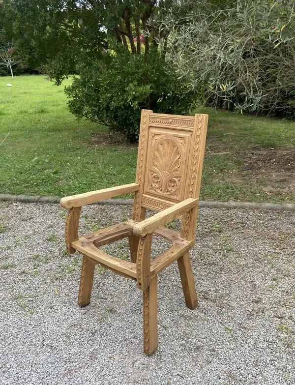 Illustration numéro 2 du produit Paire de fauteuils bretons