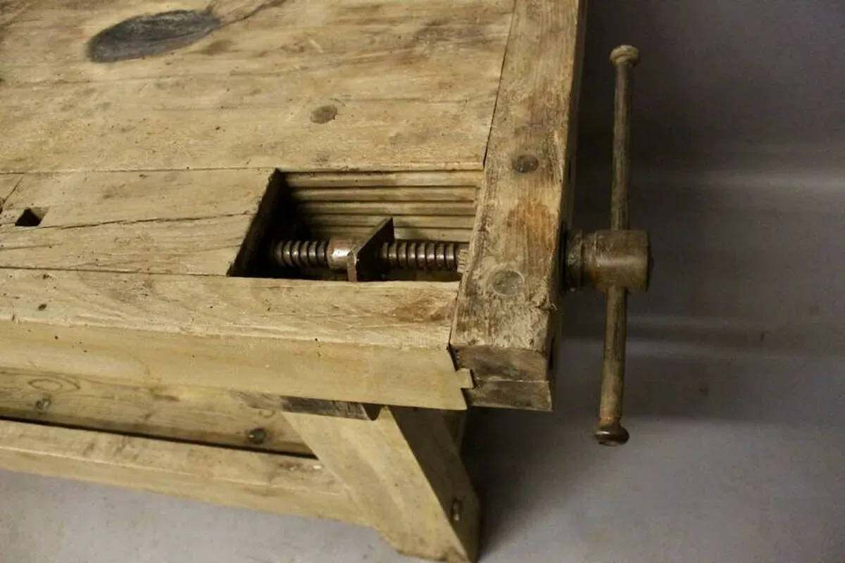 Illustration numéro 2 du produit établi De Menuisier, Grand Modèle