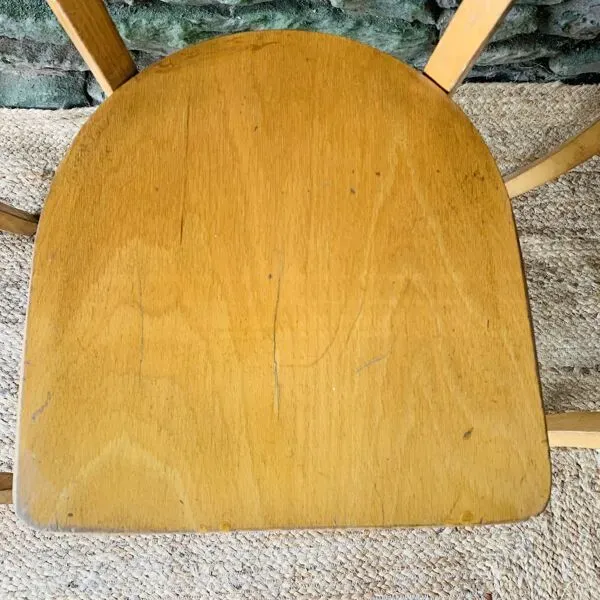 Illustration numéro 2 du produit Ensemble de 4 chaises bistrot