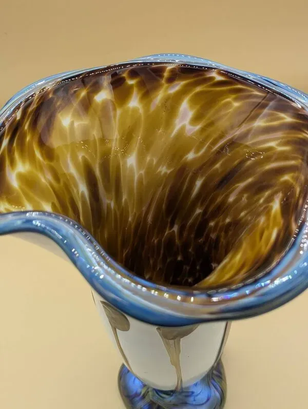 Illustration numéro 2 du produit Vase Biot Soufflé par Jean Claude novaro