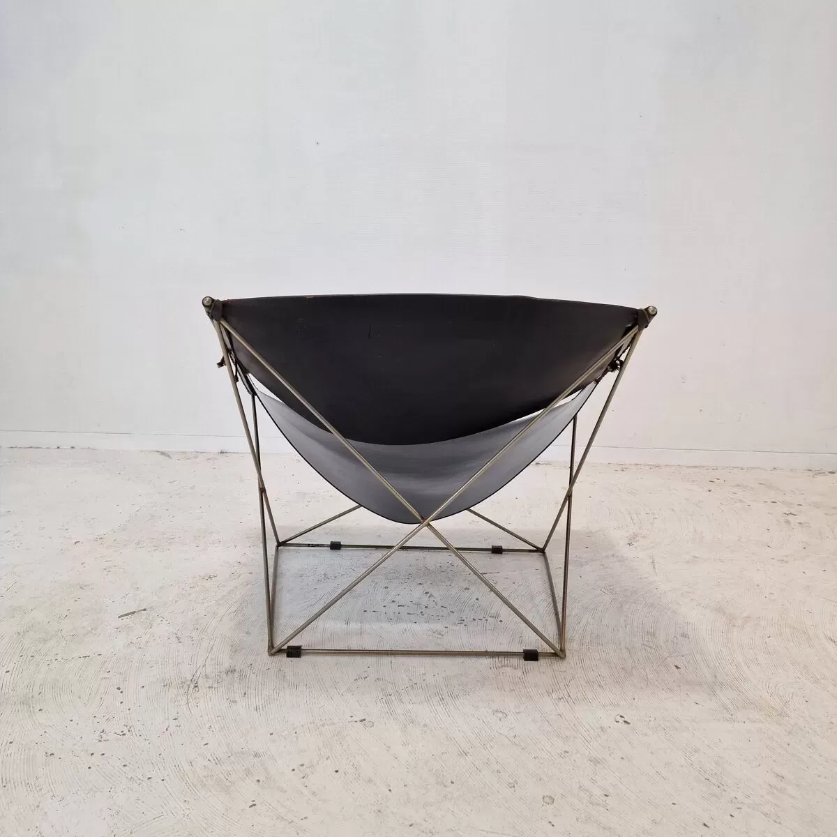 Illustration numéro 2 du produit F675 Chaise papillon par Pierre Paulin pour Artifort, 1960's
