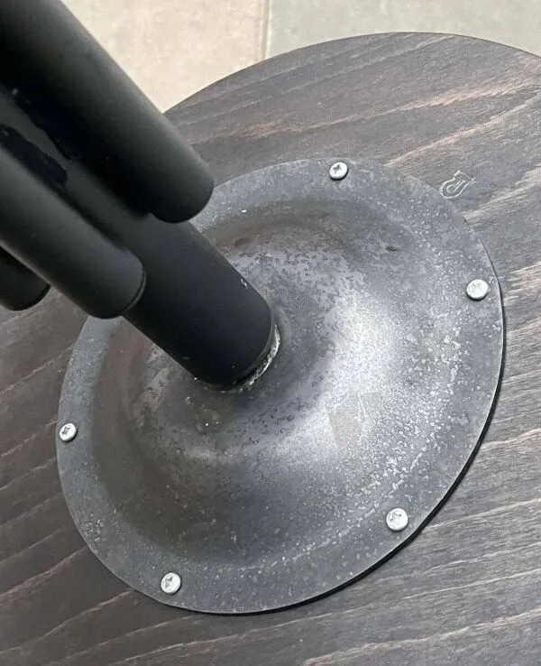 Illustration numéro 2 du produit Tabouret pivotant industriel allemand de Lambert