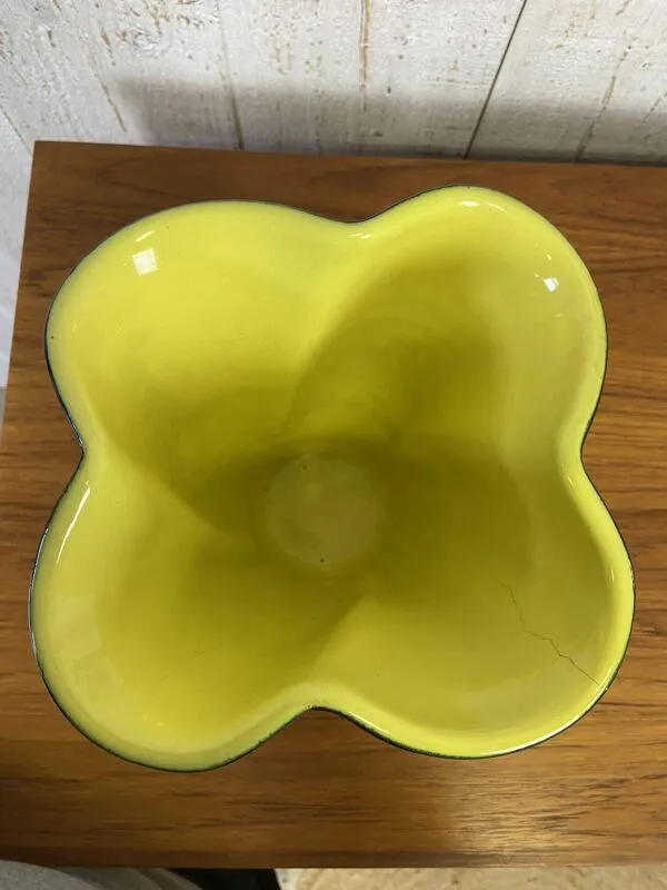 Illustration numéro 2 du produit Vase ''corolle'' Elchinger