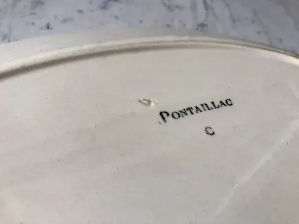 Illustration numéro 2 du produit Plat ovale Saint-Amand modèle ''Pontaillac'' années 30-40