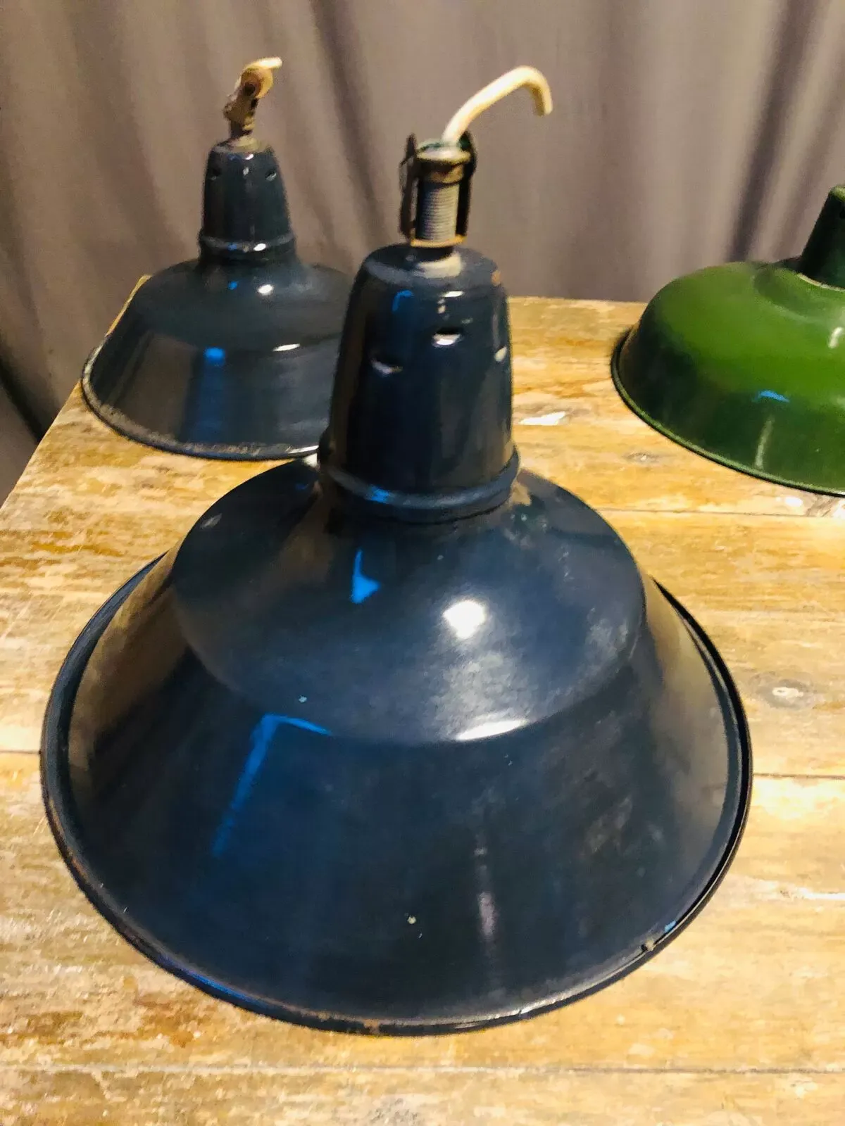 Illustration numéro 2 du produit Suspension industrielle