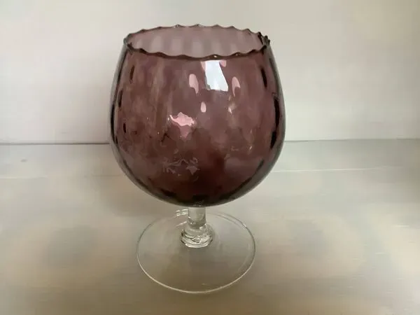 Illustration numéro 2 du produit Vase verre prune violine Empoli Italy