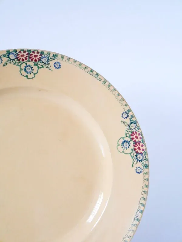 Illustration numéro 2 du produit grand plat rond en Terre de Fer, XIXème