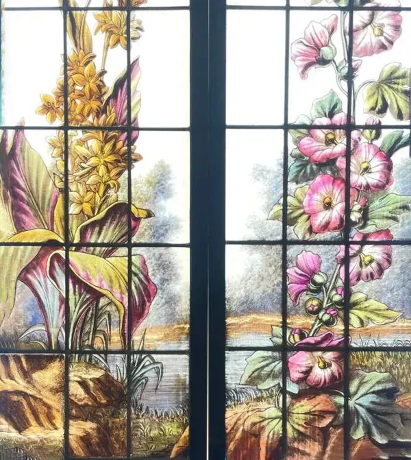 Illustration numéro 2 du produit Paire de vitraux Roses trémières