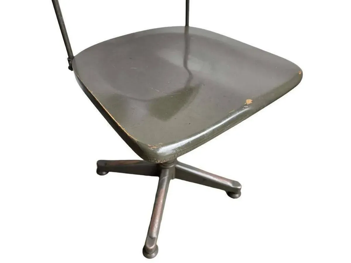 Illustration numéro 2 du produit Chaise de bureau industrielle vintage / chaise de bureau tubax