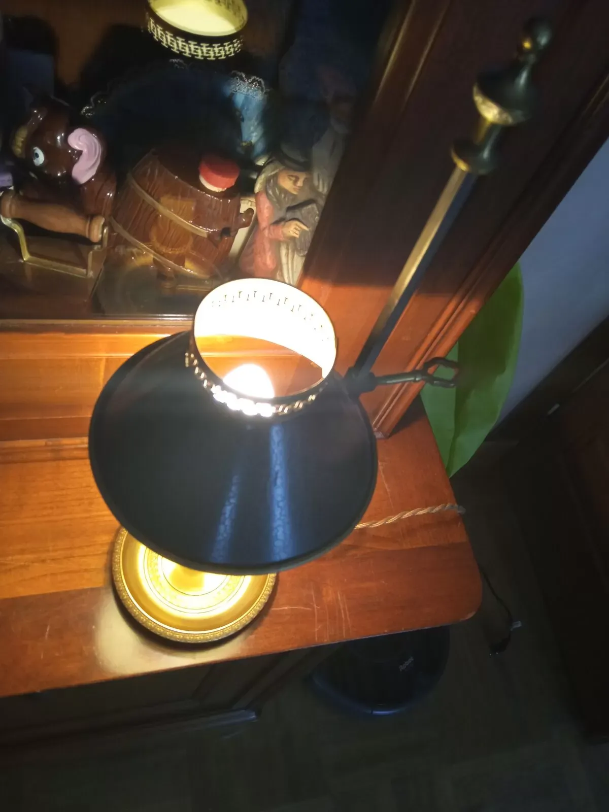 Illustration numéro 2 du produit Lampe Bouillotte 1 bras de lumière bronze abat jour tôle style empire