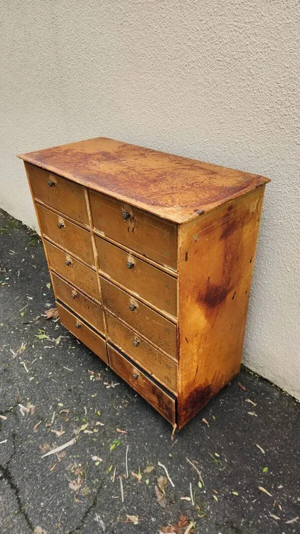 Illustration numéro 2 du produit Meuble métier cartonnier 1950