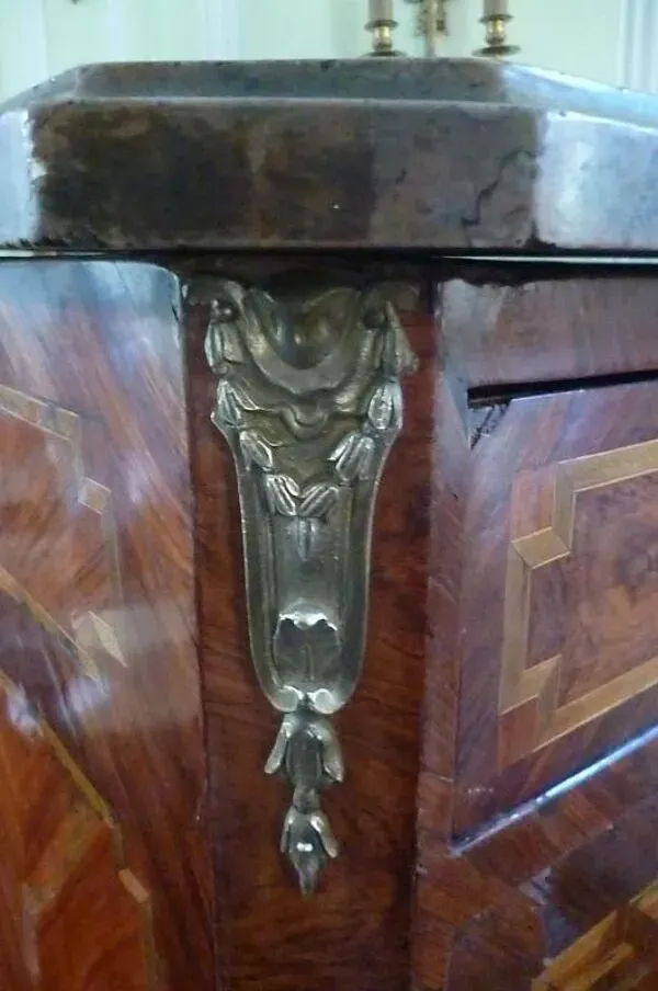 Illustration numéro 2 du produit Secrétaire XVIIIe transition estampillé de François Bayer