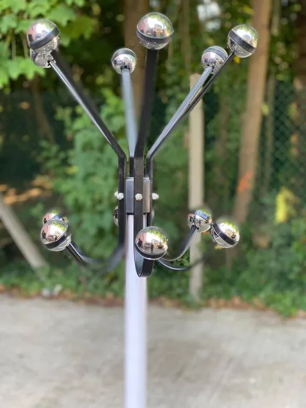 Illustration numéro 2 du produit Porte manteau Perroquet vintage atomium 1970