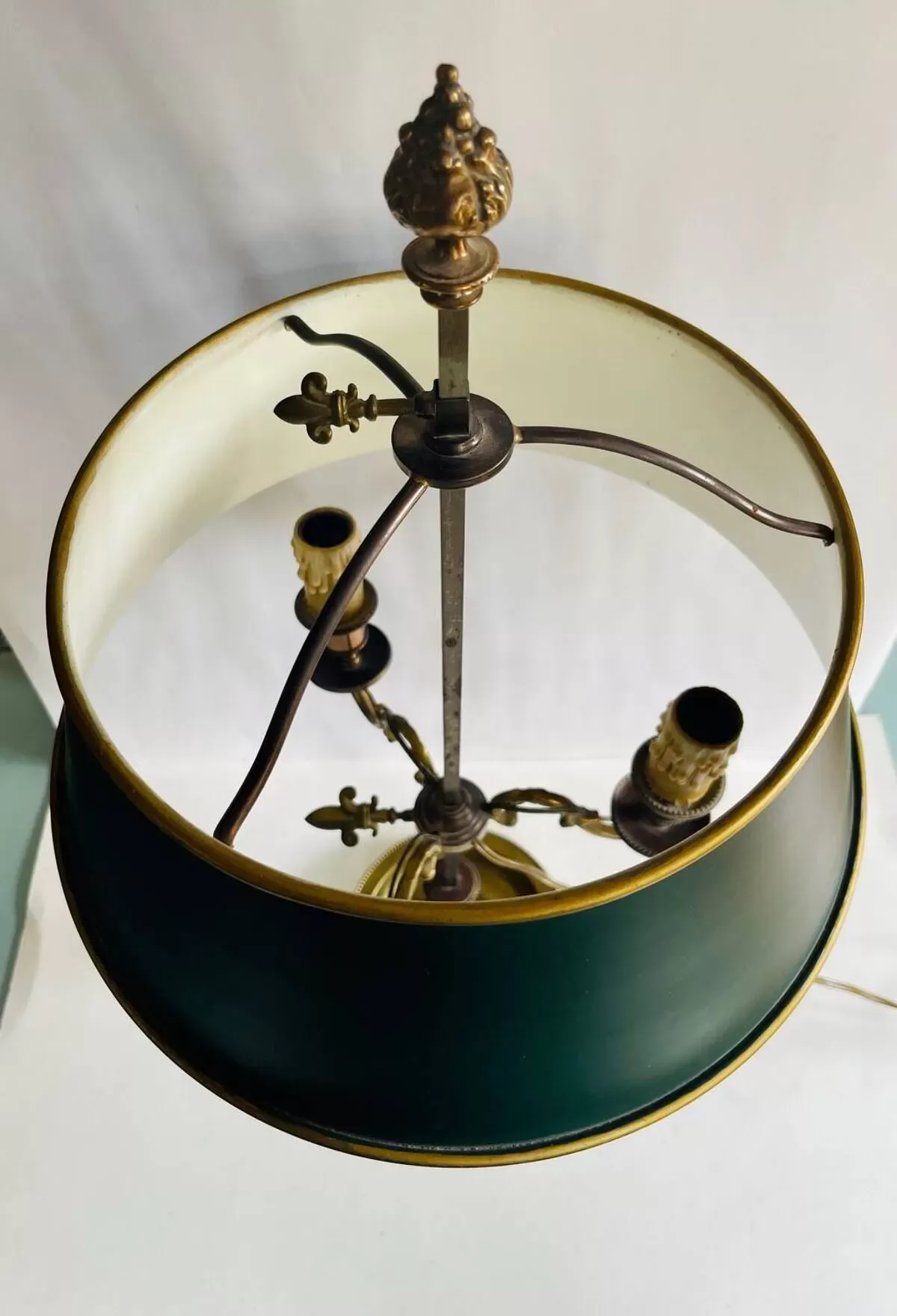 Illustration numéro 2 du produit Lampe bouillotte