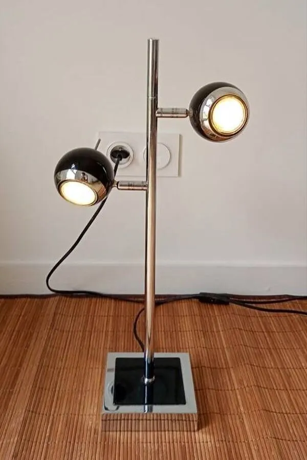 Illustration numéro 2 du produit Lampe design vintage Seylumière Hary – Double spot orientable – Années 80