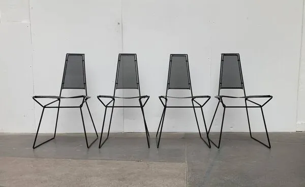 Illustration numéro 2 du produit Ensemble de chaises d'appoint métalliques vintage postmodernes par Rolf Rahmlow, années 1980