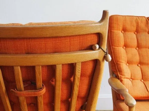 Illustration numéro 2 du produit Guillerme et Chambron paire de fauteuils