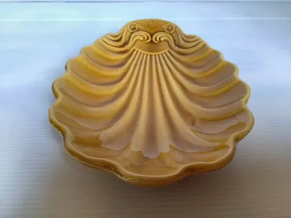 Illustration numéro 2 du produit Vide poche baguier coquillage saint Clément