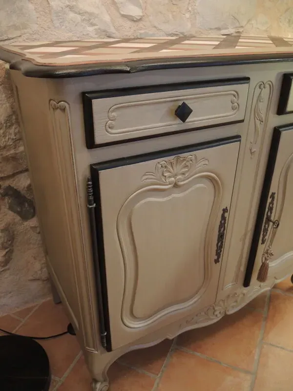 Illustration numéro 2 du produit Buffet