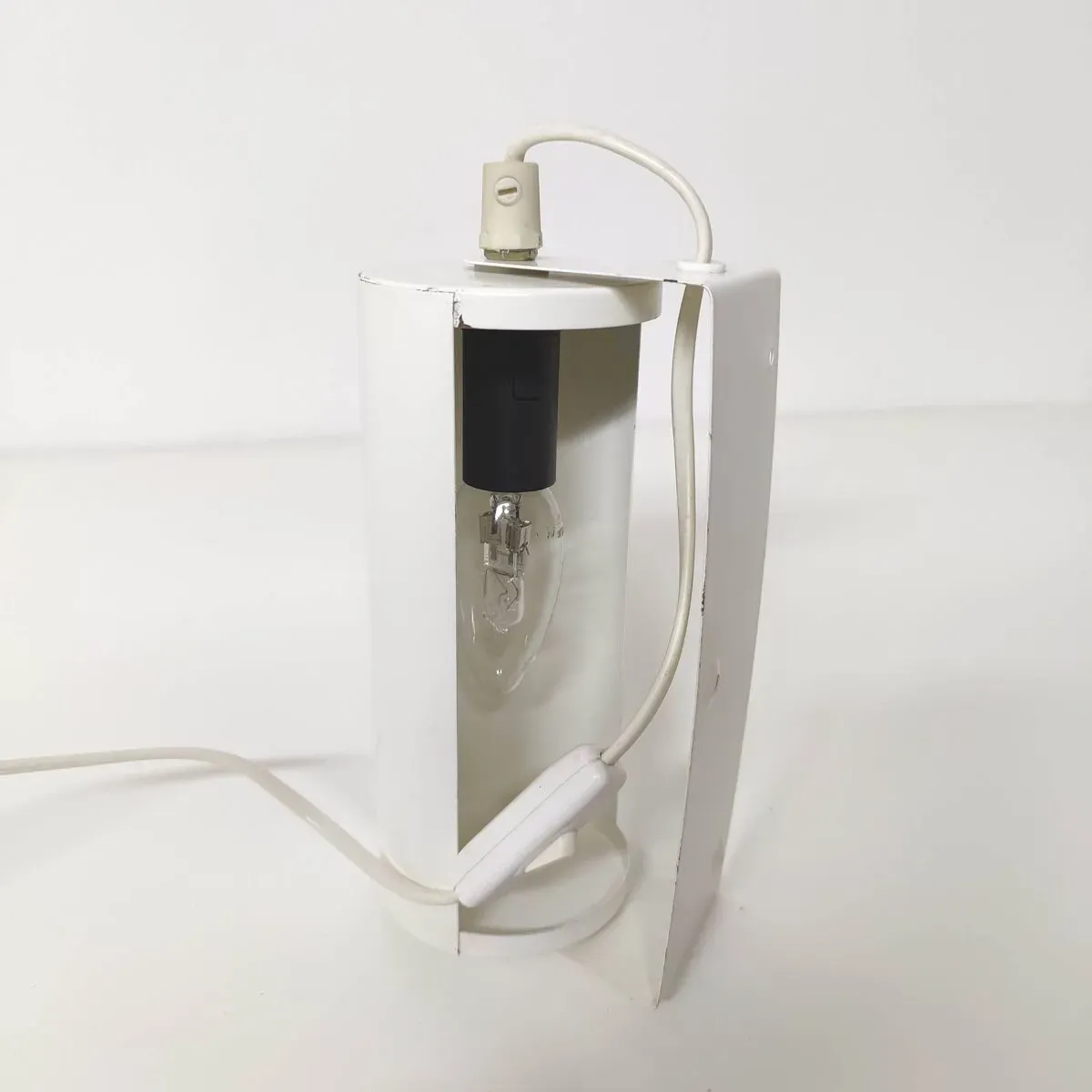 Illustration numéro 2 du produit Applique vintage rouleau Ikea V413 blanche vintage