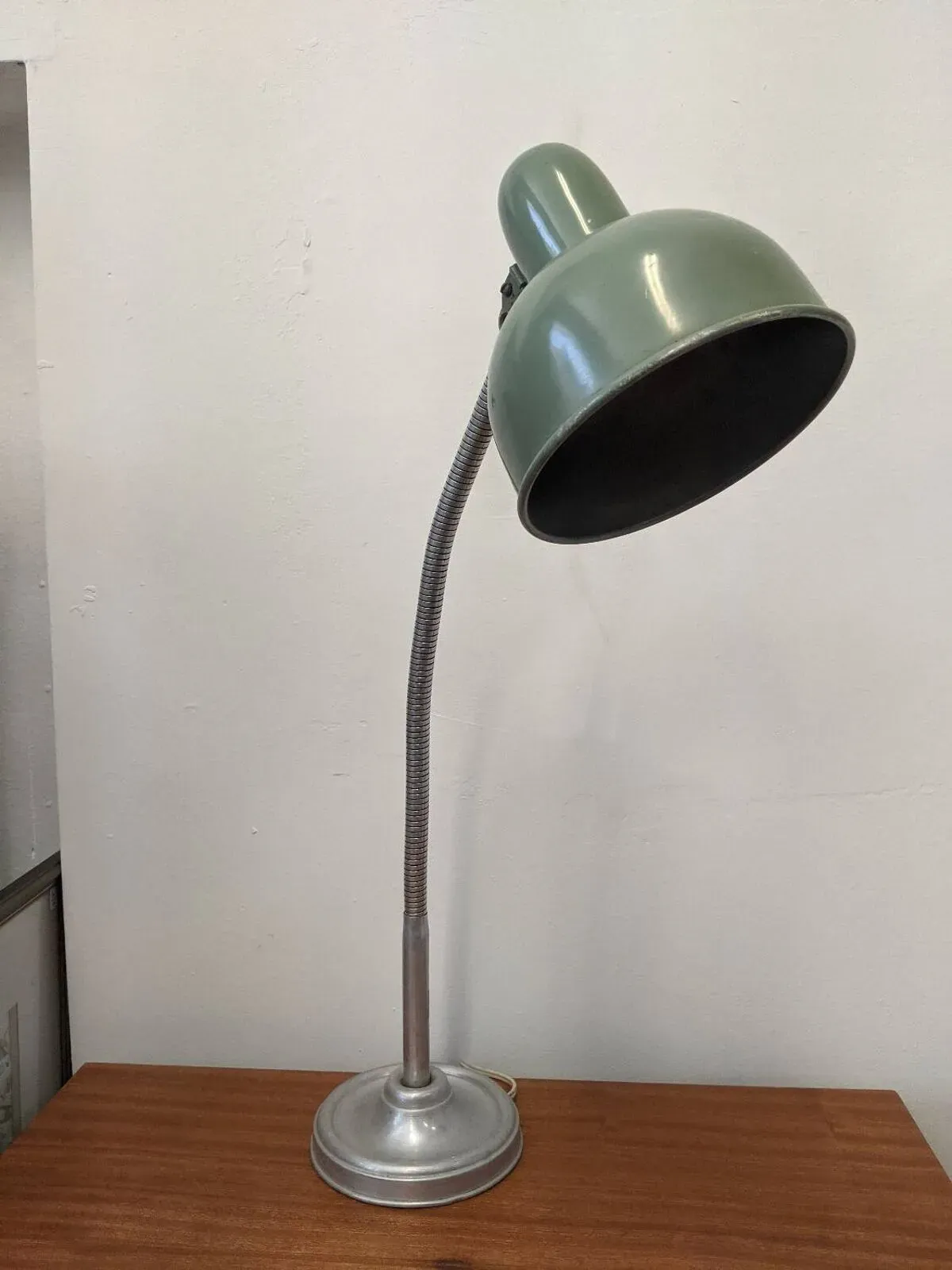 Illustration numéro 2 du produit Lampe d'atelier articulée vintage