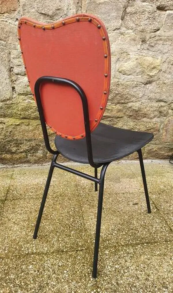 Illustration numéro 2 du produit Paire de chaises modernistes années 50