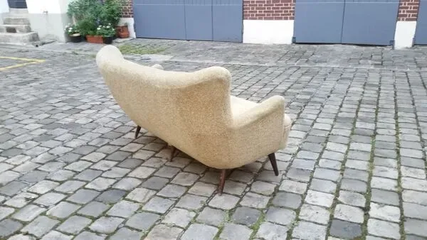 Illustration numéro 2 du produit Reare Fauteuil Club Wing chair organic annéee 50