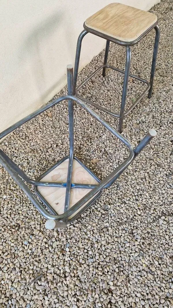 Illustration numéro 2 du produit Tabourets industriels