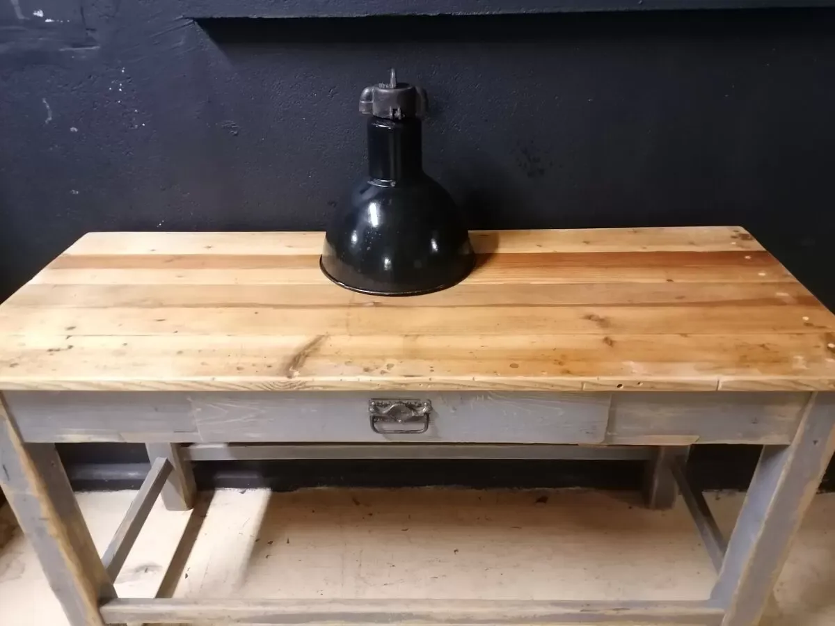 Illustration numéro 2 du produit Suspension vintage, métal émaillé, années 60