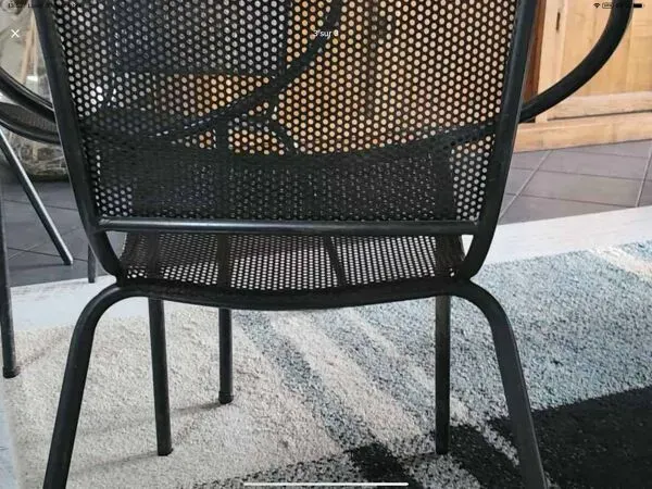 Illustration numéro 2 du produit Lot de 4 fauteuil de type Mategot des années 40