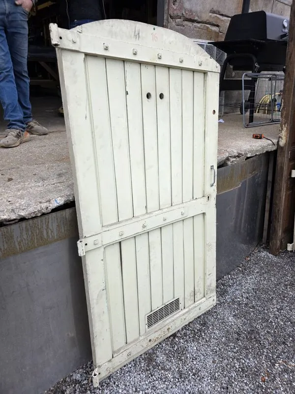 Illustration numéro 2 du produit Porte en chêne massif du XIXè