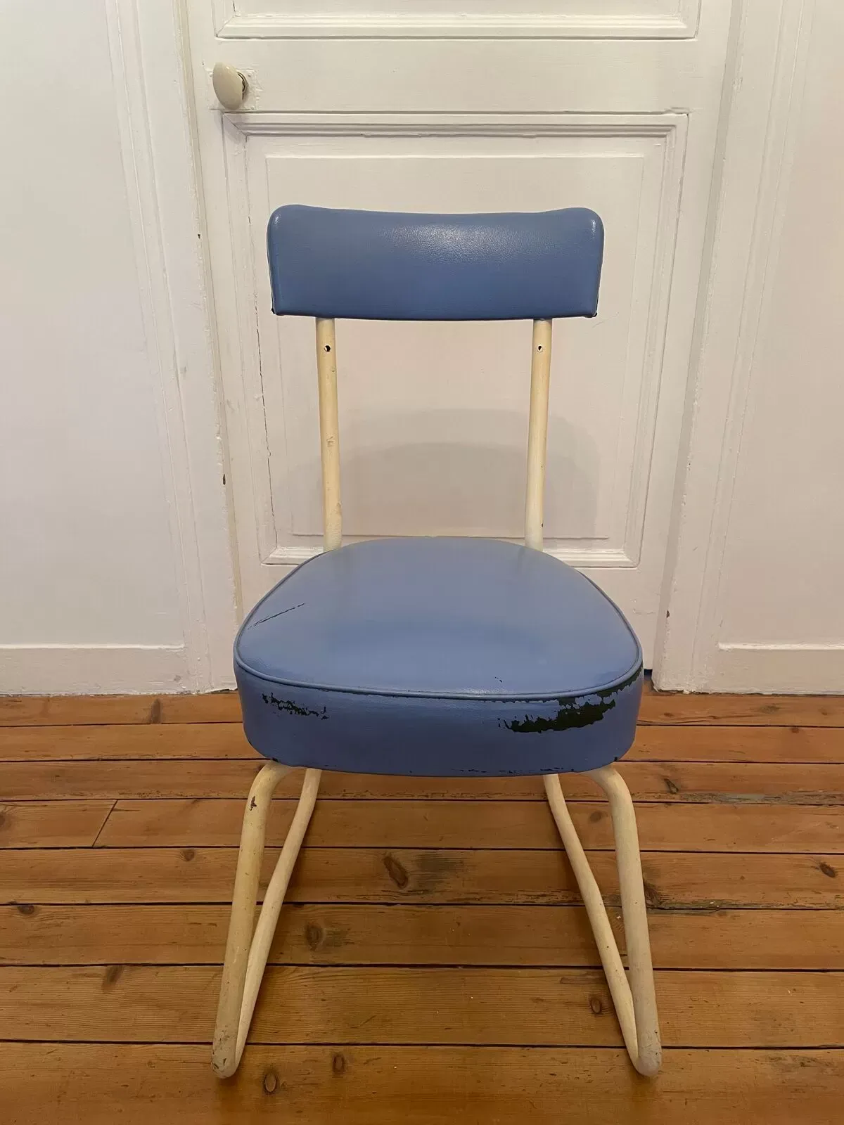 Illustration numéro 2 du produit Chaise de bureau Bauhaus Ronéo 1950