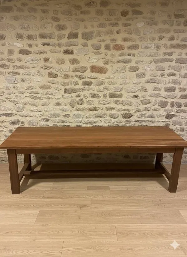 Illustration numéro 2 du produit Immense Table de ferme bois massif - elegante 2m60