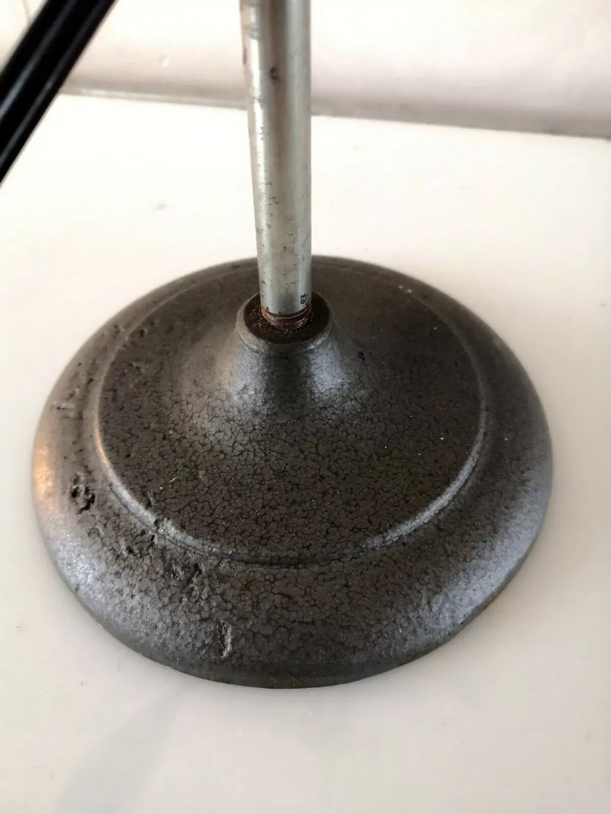 Illustration numéro 2 du produit Lampe industrielle design années 60