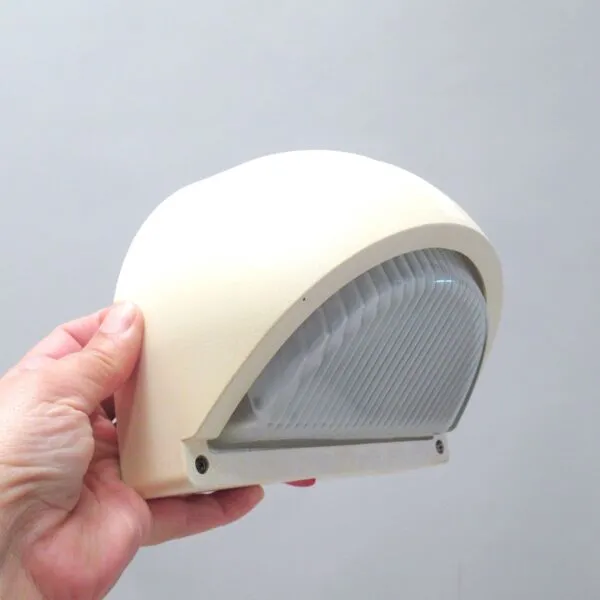 Illustration numéro 2 du produit Paire d’appliques balises Polo Prisma 1980