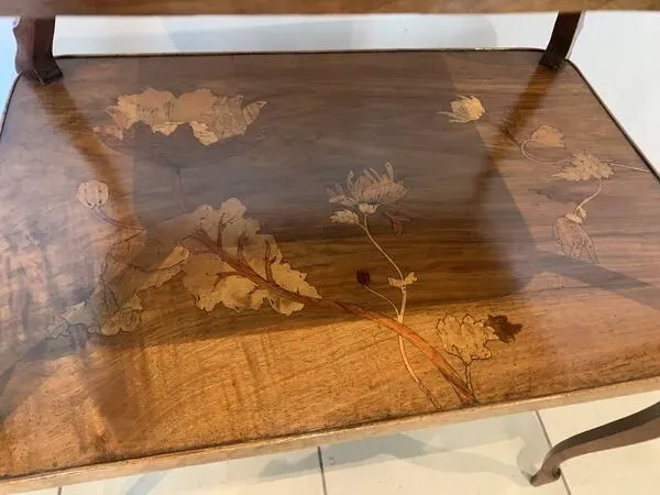 Illustration numéro 2 du produit Guéridon a deux plateaux marquetés Ecole De Nancy XX Siècle