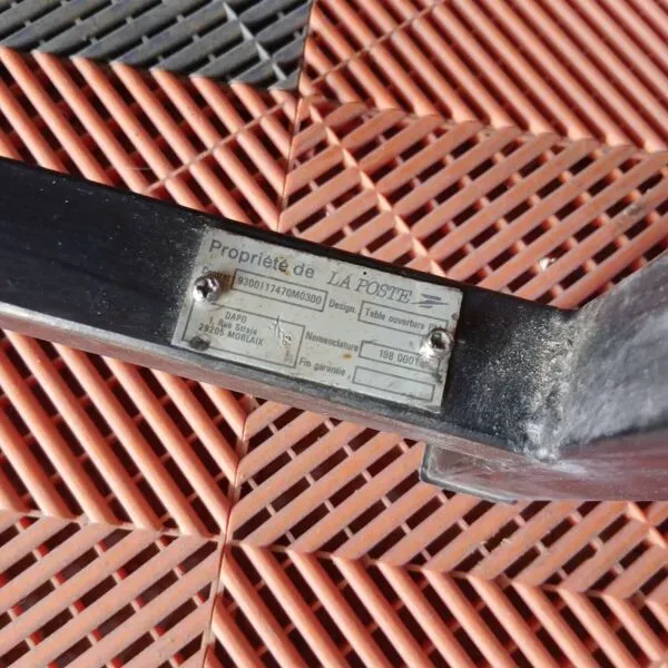 Illustration numéro 2 du produit Table basse indus métal grand modèle