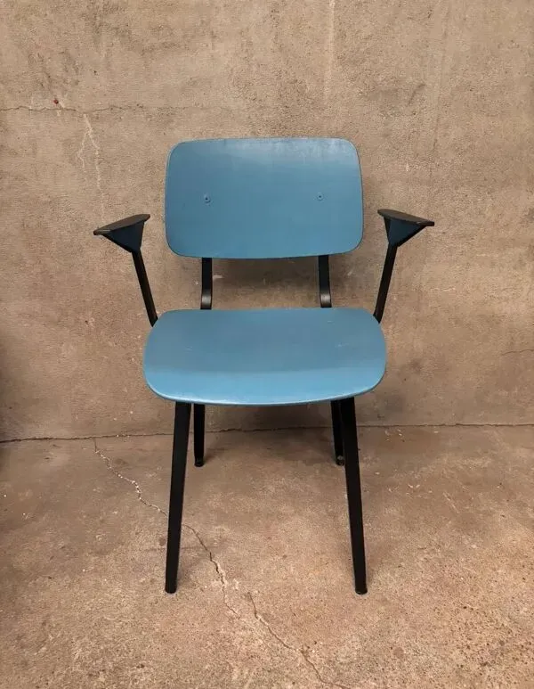 Illustration numéro 2 du produit Fauteuil design Friso Kramer