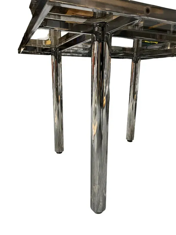 Illustration numéro 2 du produit Table design vintage verre fumé & chrome – années 70