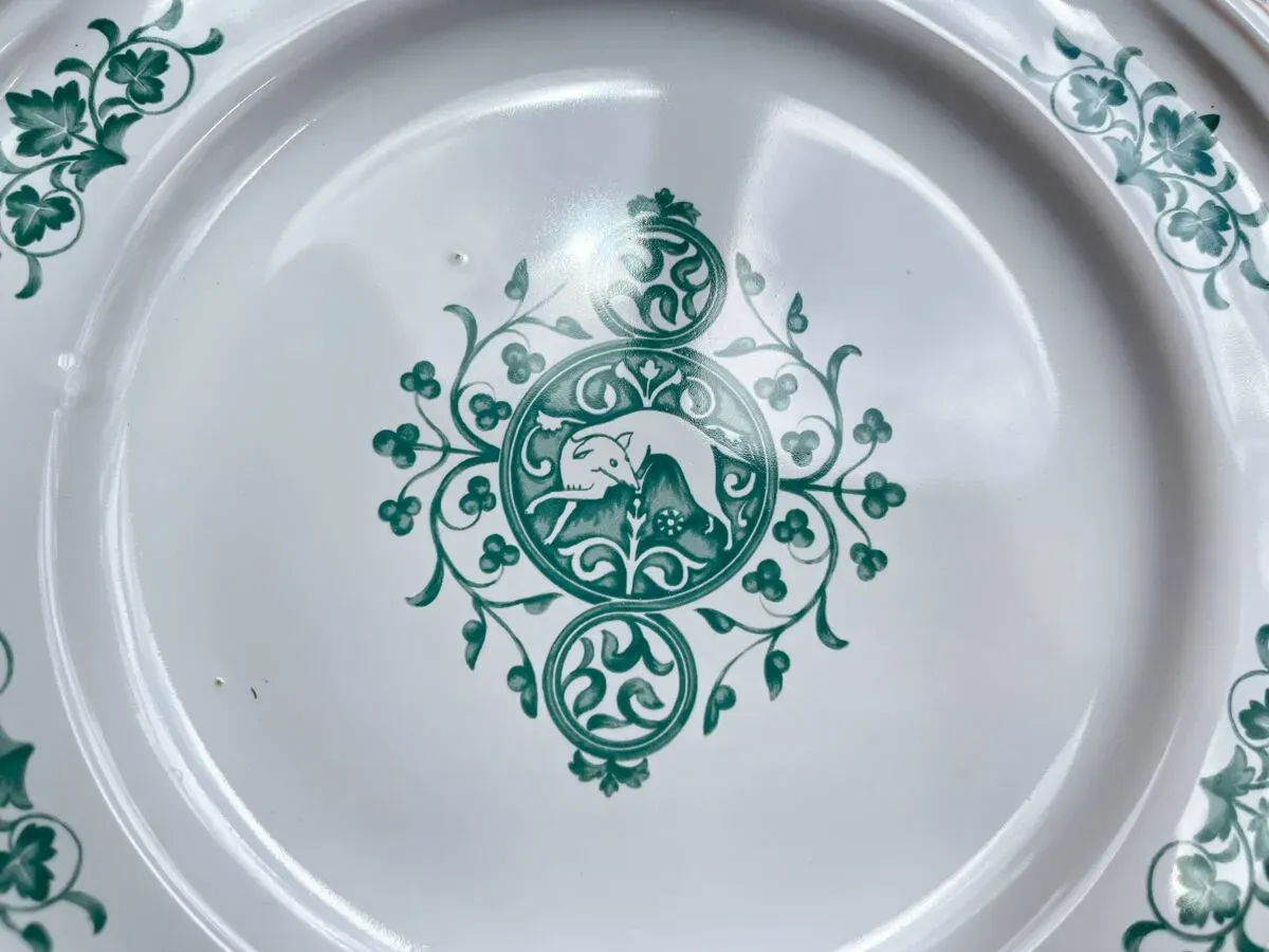 Illustration numéro 2 du produit Plat rond vintage gien motton made in france 1980 décor animalier